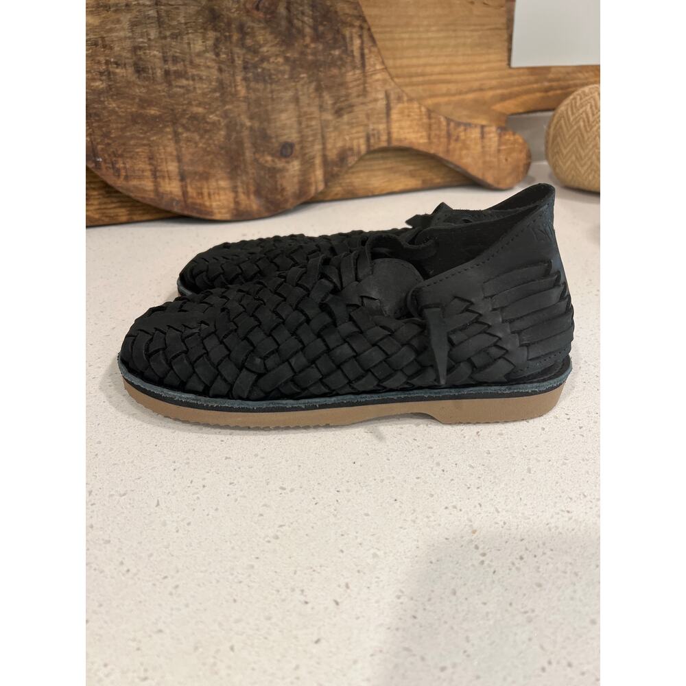 Espiritu size 5 women’s black harache sandals shoes